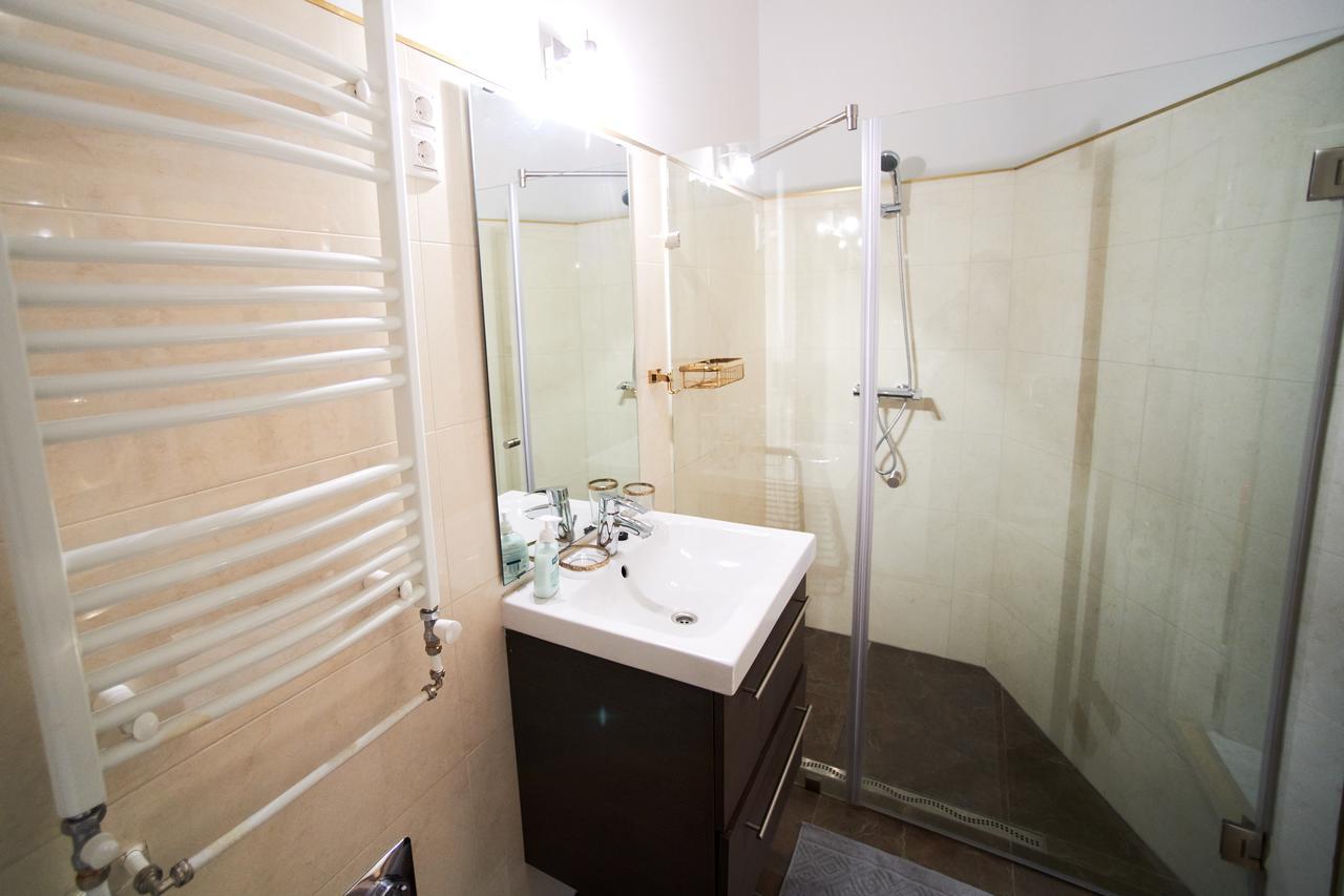 New York Palace View Apartment 布达佩斯 外观 照片